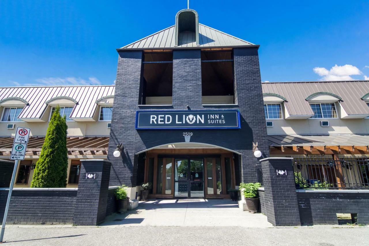 Red Lion Inn & Suites อับบอทส์ฟอร์ด ภายนอก รูปภาพ